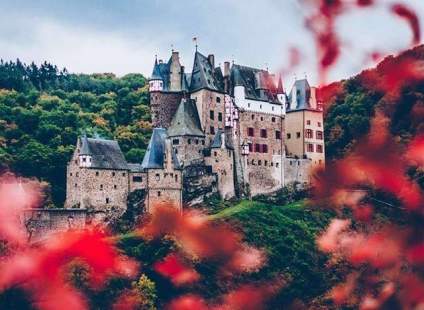 德国Eltz Castle，深山里的中世纪古堡 ​​​​ 