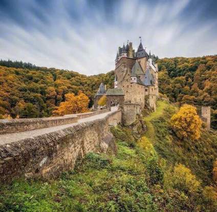 德国Eltz Castle，深山里的中世纪古堡 ​​​​ 