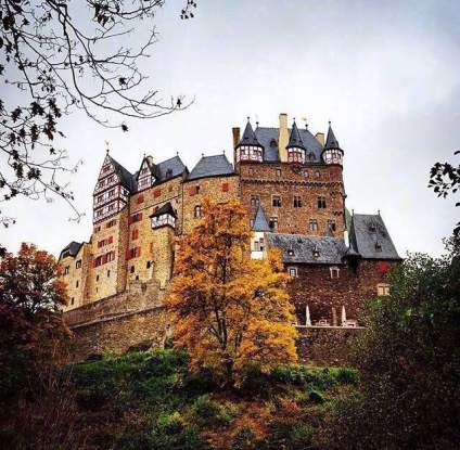 德国Eltz Castle，深山里的中世纪古堡 ​​​​ 