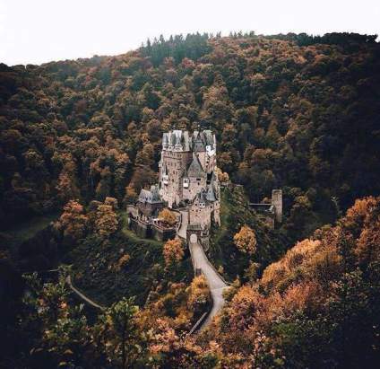 德国Eltz Castle，深山里的中世纪古堡 ​​​​ 