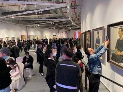 中国美院油画系全员老师的集体画展，米娅这次展览组织不错[强] 