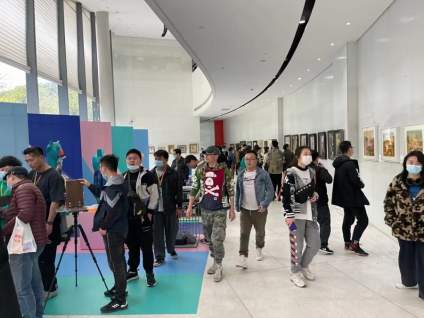 中国美院油画系全员老师的集体画展，米娅这次展览组织不错[强] 