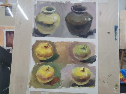 【点我评画~】第一次画水粉，老师让画的单个物体，请老师点评一下 