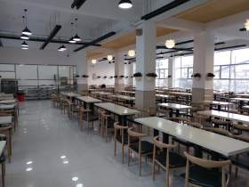 大秋画室食堂图5