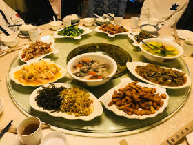 云南图腾画室食堂图1