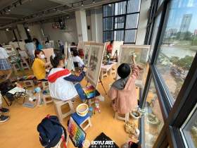 武汉博昱美术培训学校教室图7